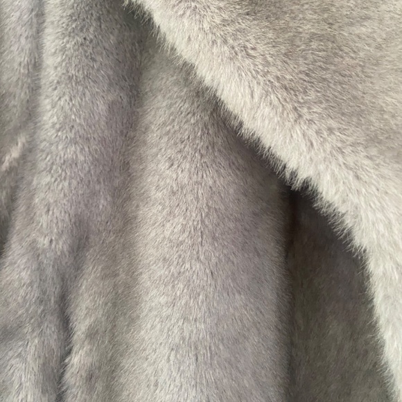 NWT Donna Karen New York Faux Fur Long Coat Gray size Small - Picture 2 of 5